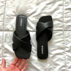 BRAND NEW SANDALS. Sizes 5.2-9,10 AVAILABLE.